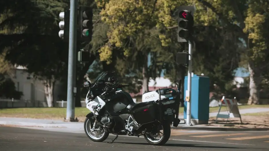 Policja w Strzelcach Krajeńskich kontroluje motocyklistów. Akcja „Motocykl” na drogach powiatu