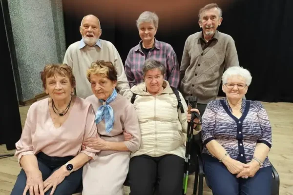 Teatr 70+ rozpoczął próby – seniorzy odkrywają radość aktorstwa