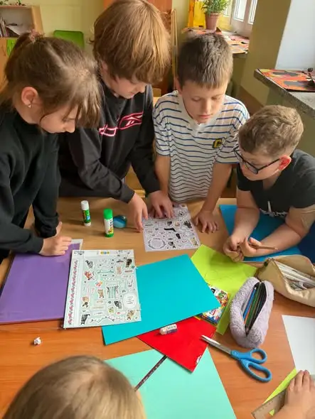 Klasa 3B ze Strzelec Krajeńskich tworzy własne gry planszowe